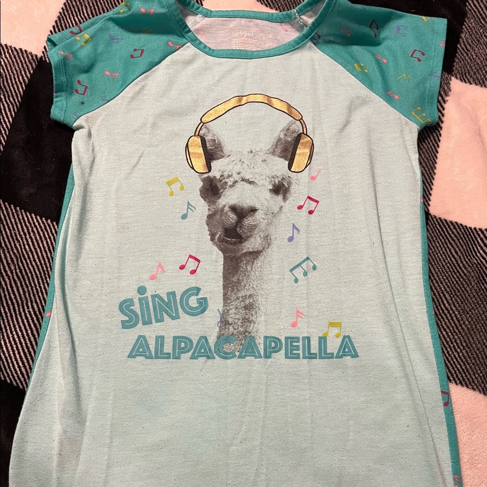 Nightgown sleep shirt llamas size 7/8